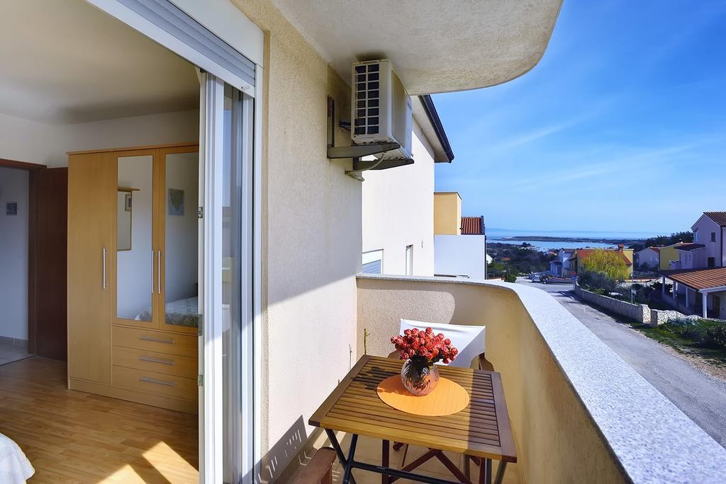 Apartment Frlan Ližnjan 외부 사진